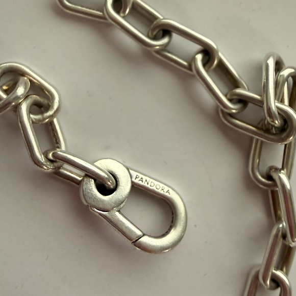 Pandora Silver bracelet with charms - Picture 10 of 12